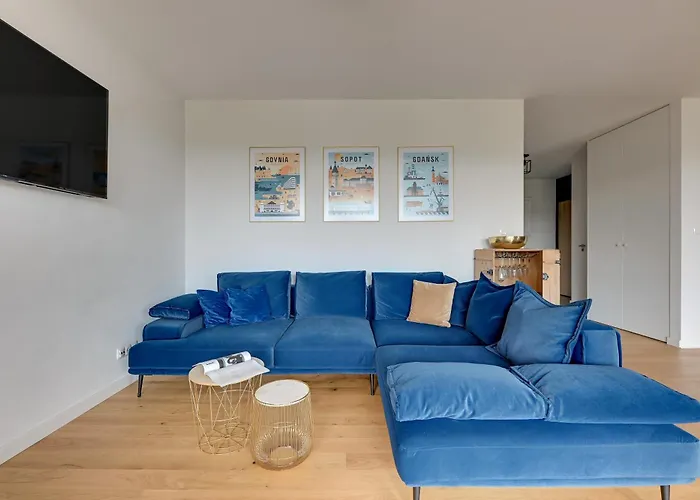 Baltic Sea Horizon By Downtown * Гдыня