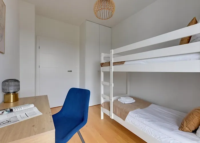 Baltic Sea Horizon By Downtown * Гдыня